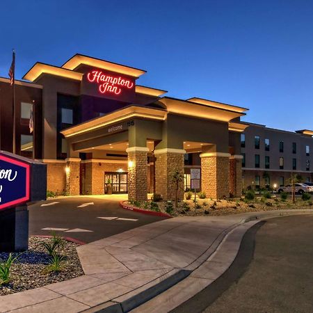 Hampton Inn Fresno Airport Exterior foto